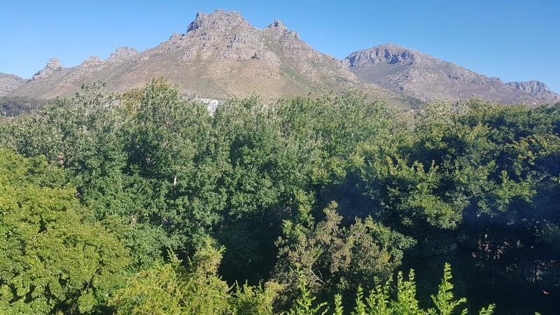 To Let 1 Bedroom Property for Rent in Hout Bay Western Cape